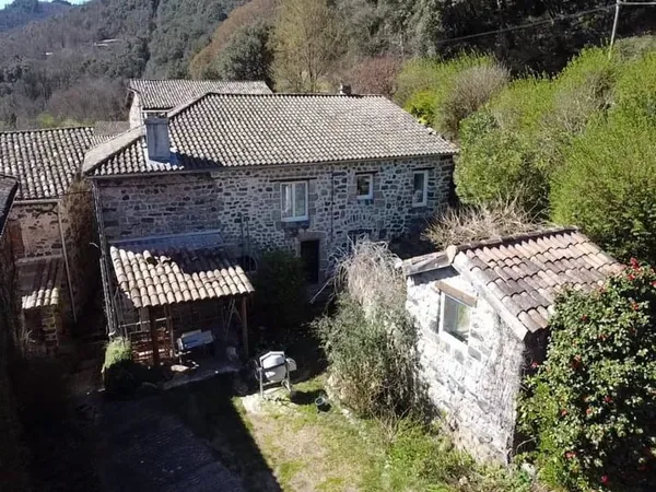 Maison 6 pièces 194 m²