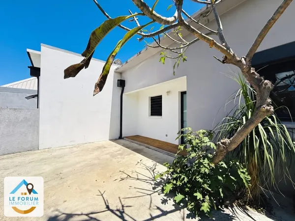 SAINT PIERRE 97410 - VILLA F4 - MODERNE ET FONCTIONNELLE - P