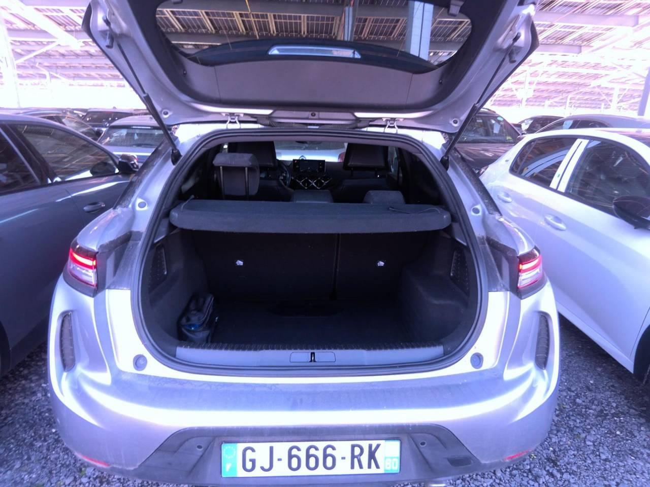 Ds Ds 3 bluehdi 130 eat8 performance line+ — photo 17