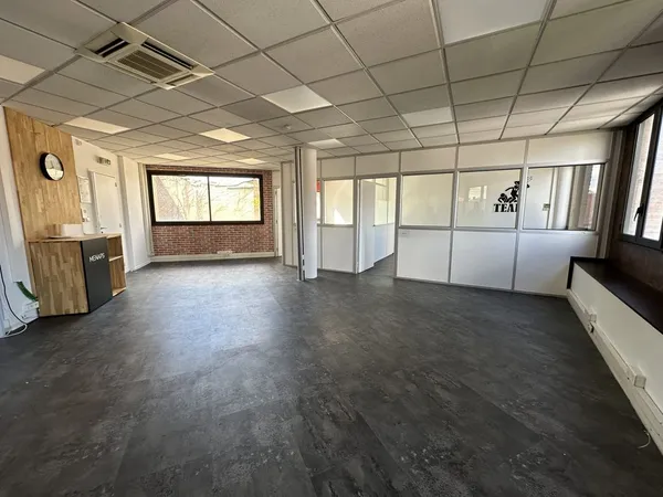 Bureaux 138 m²