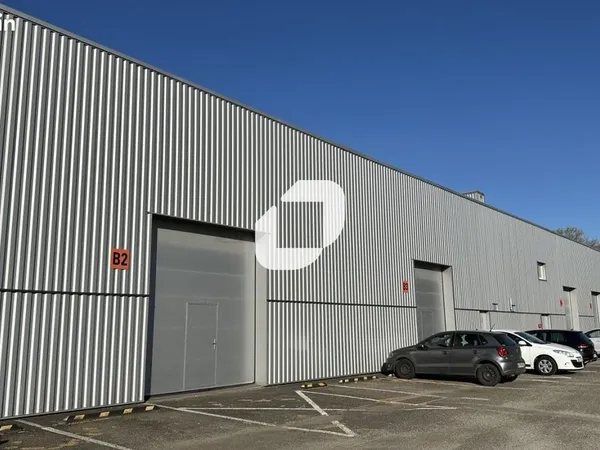 Local d'activité 514 m²