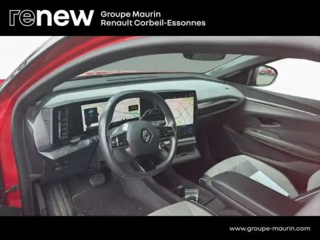Renault Megane e-tech electric ev60 220ch techno optimum charge — photo 12