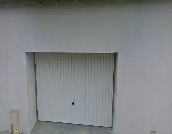 Garage/box Angoulins