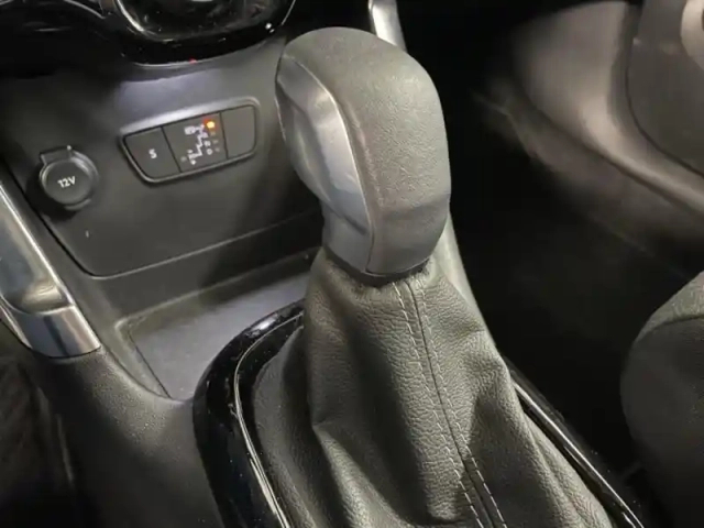 Citroën C3 Aircross 1.2 puretech 130ch s&amp;s max automatique — photo 12