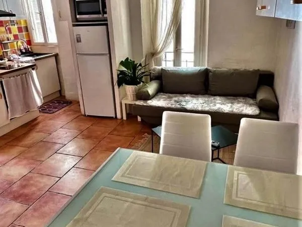 Studio meublé