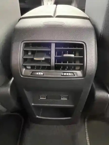 Peugeot 308 sw hybrid 145 e-dcs6 — photo 32