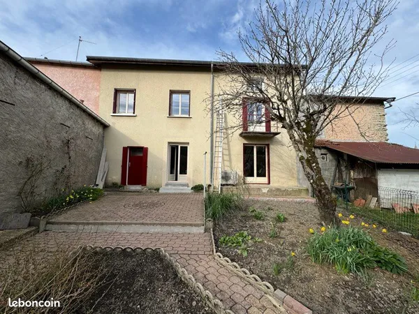 Maison 3 chambres garage jardin
