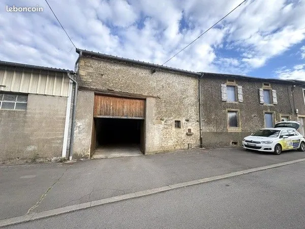 Parking/Garage/Box 123 m²
