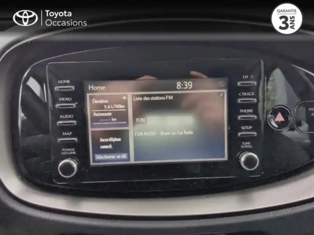 Toyota Aygo x 1.0 vvt-i 72ch dynamic — photo 15