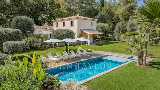 Villa 6 pièces 173 m²