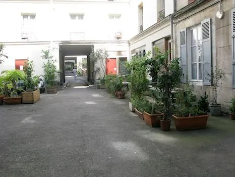 STUDIO 12 m2