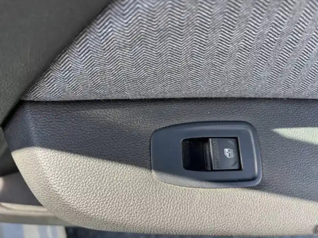Renault Clio tce 90 — photo 16