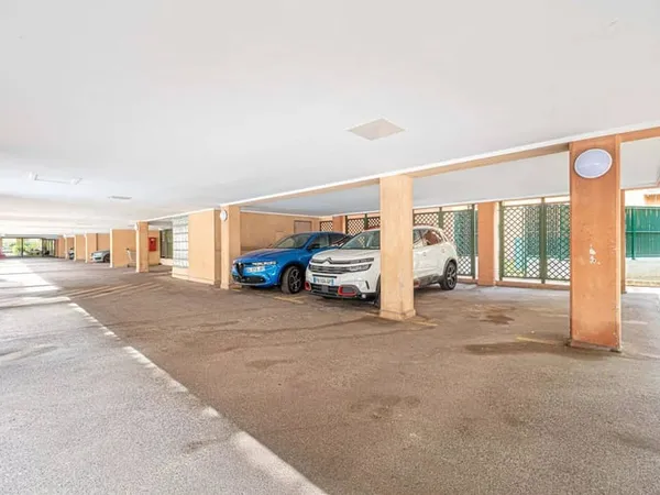 Garage et parking Location Nice 161€
