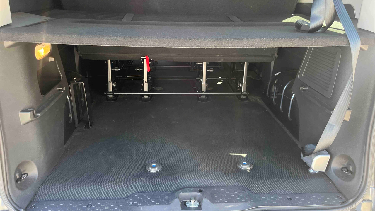Renault Trafic Blue dCi 150 — photo 13