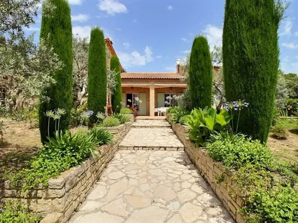 Maison 9 pièces 210 m²