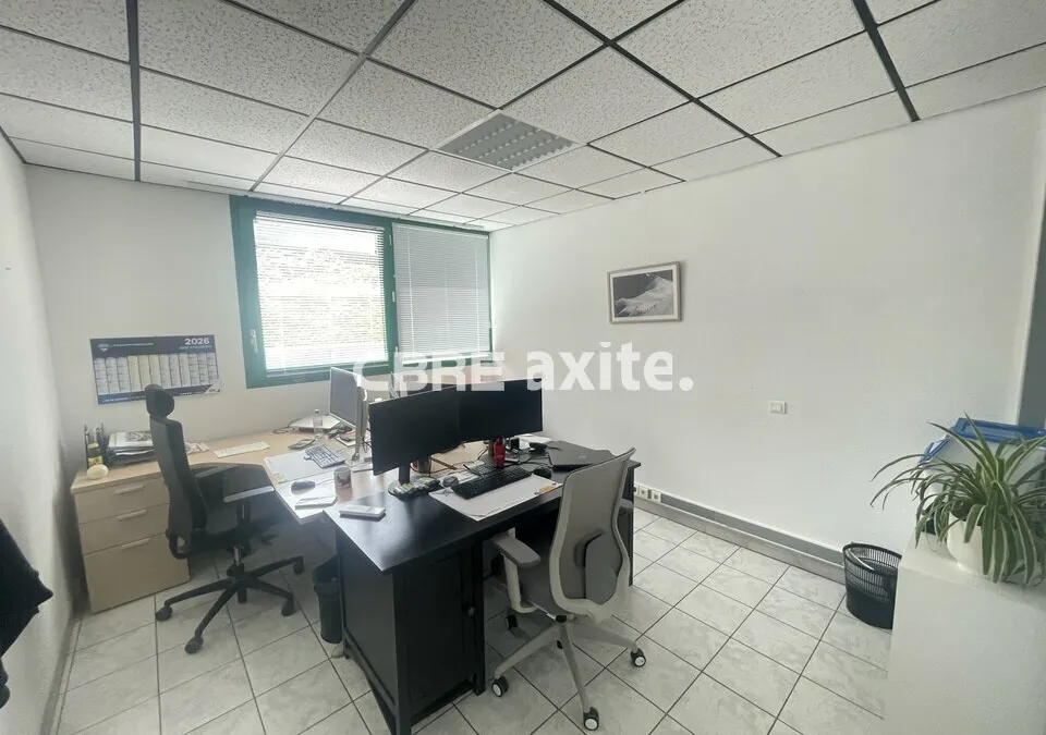 Photo 2