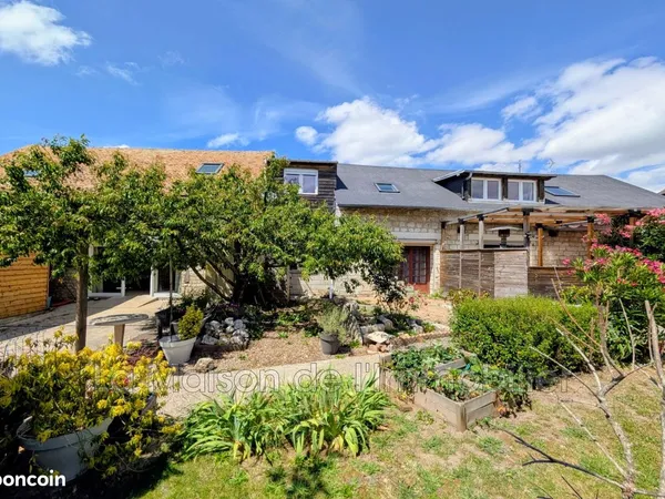 Maison 10 pièces 293 m²