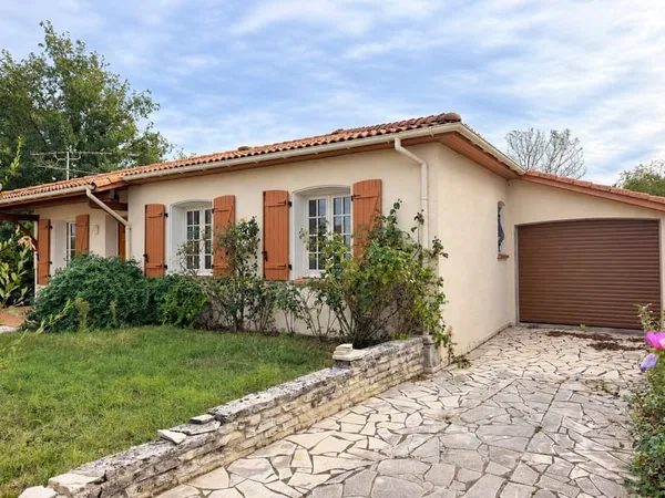 Pavillon de plain-pied au calme, dans un quartier résidentie