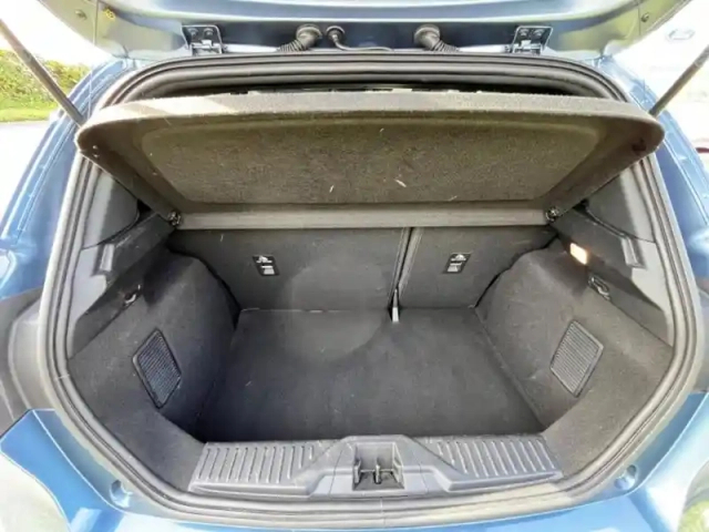 Ford Fiesta 1.0 flexifuel 95ch st-line 5p — photo 13