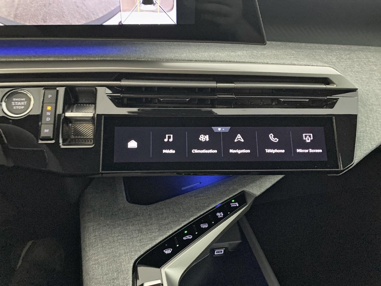 Peugeot 5008 hybrid 145 ch e-dcs6 allure — photo 17