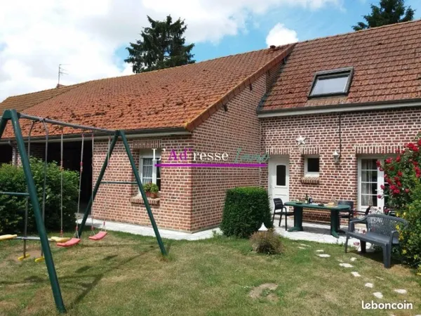 Maison 21 pièces 300 m²