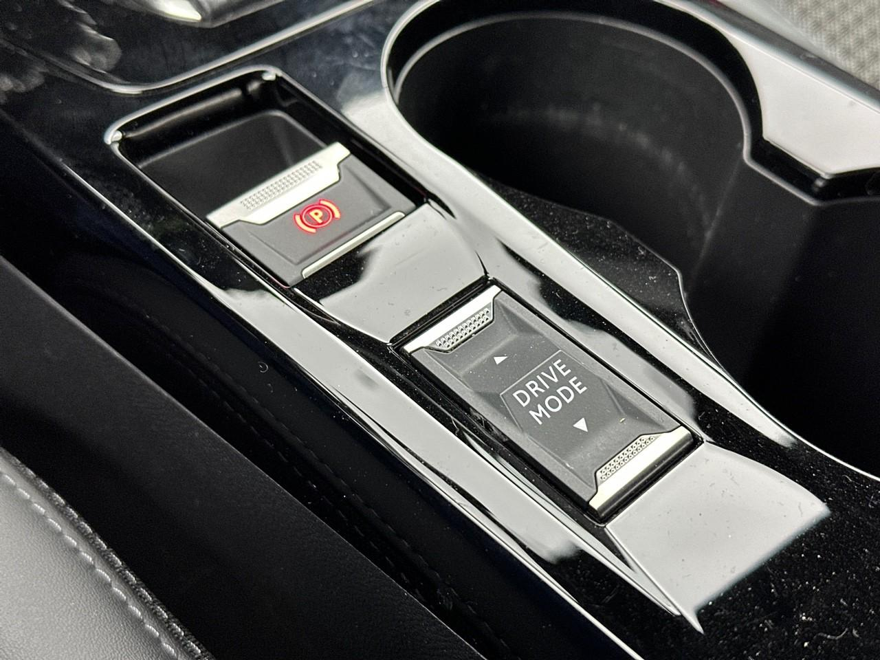 Peugeot 208 puretech 100 s&s eat8 gt — photo 32