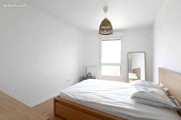 Chambre meublée de 11 m² en colocation - Nanterre (92000)