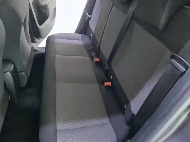 Citroën C4 cactus puretech 110 s&amp;s bvm6 — photo 5
