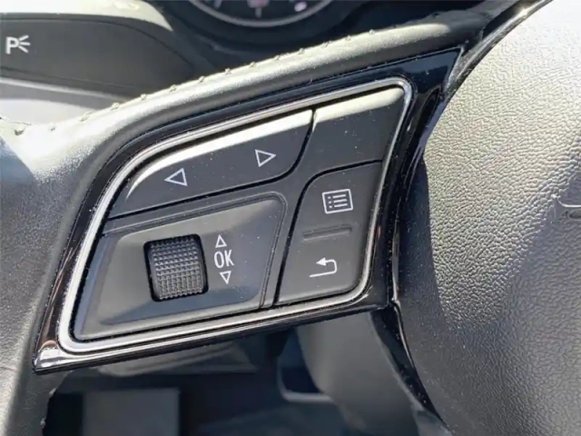 Audi Q2 35 tfsi cod 150 s tronic 7 — photo 46