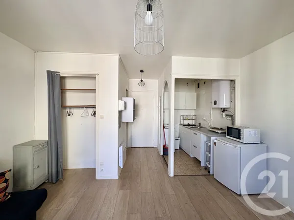 Studio 1 pièce 22 m²