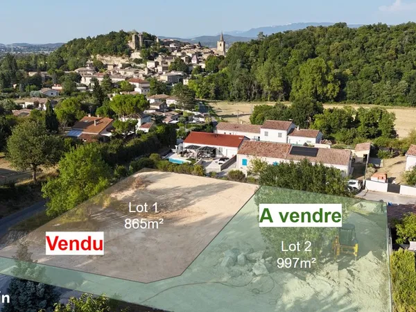 Terrain libre constructeur 997m²