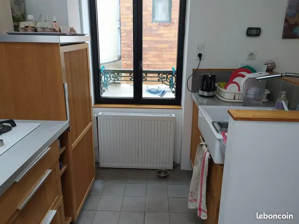 A louer maison de ville T2 BIS avec une terrasse plain ciel