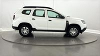 Dacia Duster 1.5 Blue dCi 115ch Essential 4x4 — photo 4
