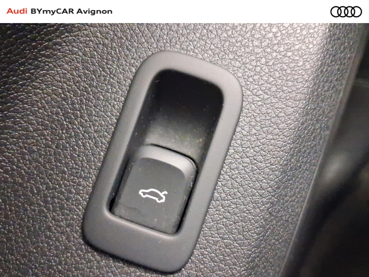 Audi Q2 35 TFSI 150 S tronic 7 — photo 34
