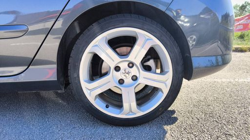 Peugeot 308 GTI 1.6 THP 200 - N/A – 2010 – 106380 km – Essence – Boîte Manuelle — photo 6