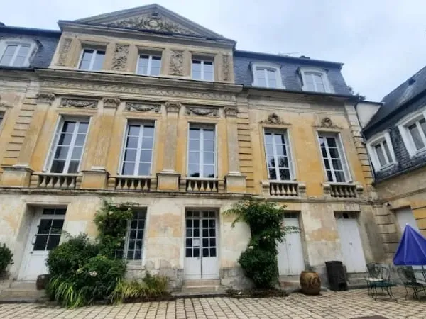 Hôtel particulier 11 pièces 277 m²