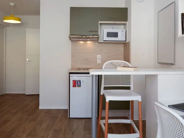 Studio 1 pièce 19 m²