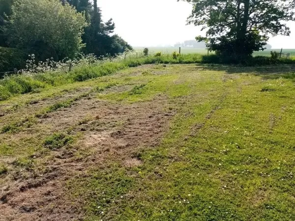 Terrain 600 m²