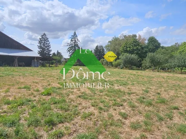 Terrain 10000 m²