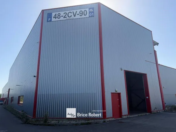 Local d'activité 564 m²