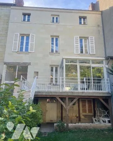 Maison 10 pièces 225 m²
