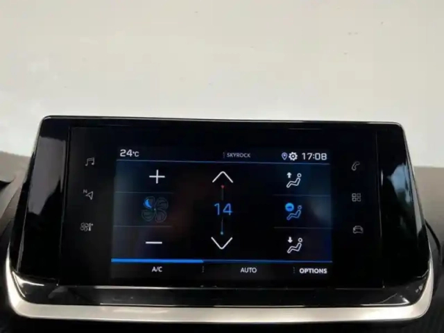 Peugeot 208 1.2 puretech 100ch s&amp;s allure eat8 — photo 13