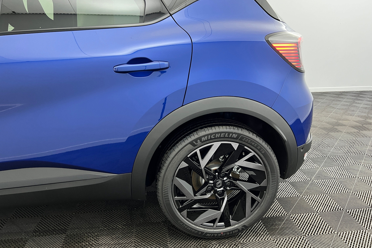 RENAULT Captur E-Tech full hybrid 160 ch — photo 19
