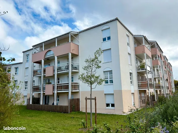 3 pièces - 68m2 - PESSAC - QUARTIER DU MONTEIL