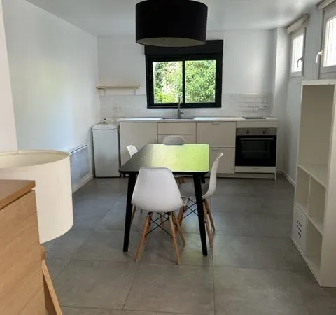 Charmant duplex avec parking