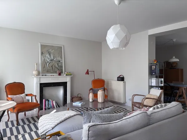 Vend maison de ville calme avec cachet et 85m2 de jardin exposition Sud-Est (aucun travaux)