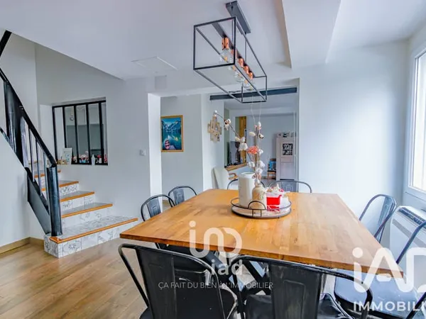 Maison 7 pièces 165 m²