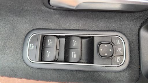 Mercedes Classe A 200 163 7G-DCT - AMG Line – 2021 – 33822 km – Essence – Boîte Automatique — photo 4