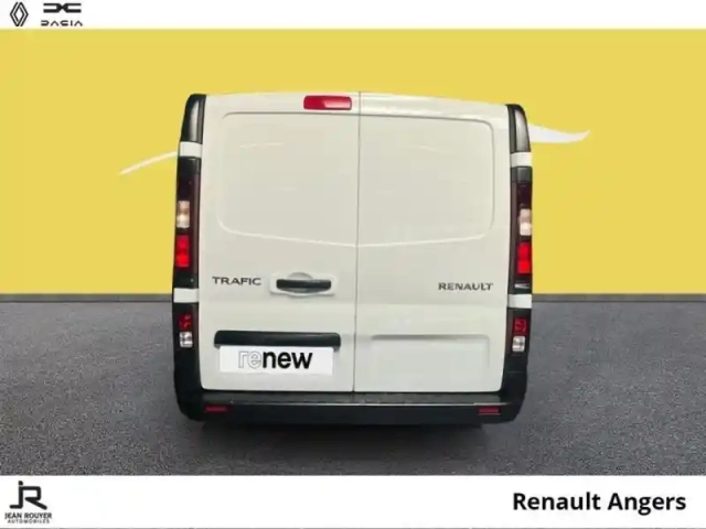 Renault Trafic fg l1h1 3t 2.0 blue dci 130ch confort - 18290? ht — photo 12