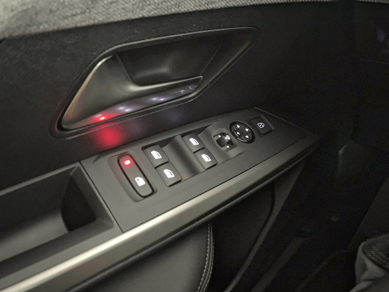 Peugeot 3008 electrique 210 ch 73 kwh allure — photo 20